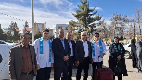 بدرقه دانش‌آموزان پسر عمره‌گذار کهگیلویه و بویراحمد 