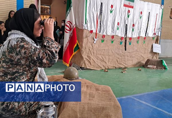 بازارچه دست‌سازه‌های دانش‌آموزی منطقه میانکوه