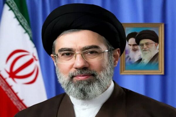 دولت‌های اسلامی را در راه پیشرفت امت و حل مسائل دنیای اسلام به دوستی و تعاون دعوت می‌کنم