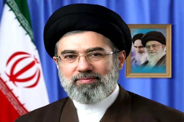 برای اعتلای کلمه انقلاب اسلامی در هویت نسل آینده به حضورتان، پیمان خون می‌بندیم