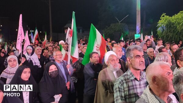 نود و سومین حضور پرشور مردم تویسرکانی در تجمع شبانه