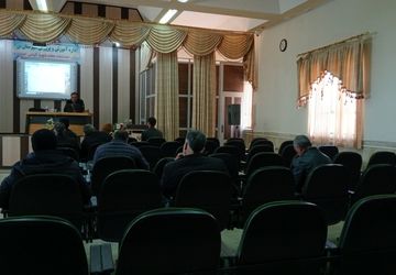 کارگاه آموزش خانواده ویژه اولیای مدارس پسرانه بن