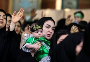 شور شیرخوارگان حسینی در ششده؛ دستان مادران، روایتگر مظلومیت کربلا