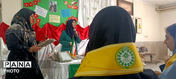 تقدیر از نفرات برتر درسی فرهنگی و هنری جشنواره خوارزمی همزمان با عید غدیر