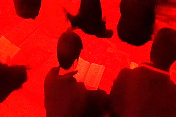 حضور چشمگیر جوانان در لیالی قدر نیشابور