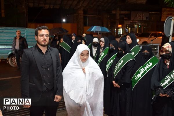 طنین خطبه عقد بیست زوج جانفدای ایران در شب‌های بعثت مردم مرند 