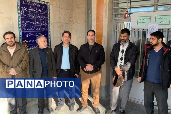  کارگاه‌های سواد اجتماعی و سیاسی و نمایشگاه انقلاب با شعار «روایت ناشنیده» در مدارس متوسطه دوم فشافویه