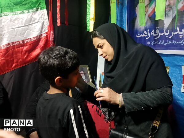 حماسه حضور دانش‌آموزان و فرهنگیان کردکوی در شب اربعین قائد امت