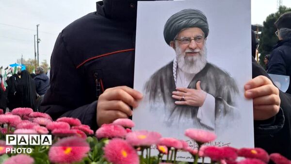 خروش مردمان مشهدی در راهپیمایی حماسی روز قدس 
