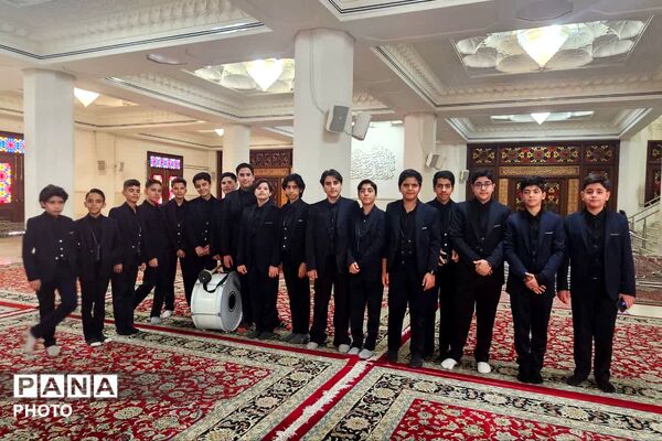نوجوانان عاشورایی در حرم شاهچراغ(ع) - 3