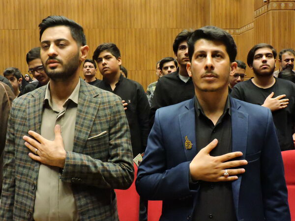 دیدار حجت‌الاسلام قمی با جمعی از دانش‌آموزان و نوجوانان استان یزد