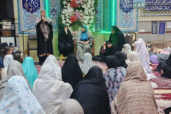نوجوانان و جوانان در اعتکاف مسجد امام موسی کاظم (ع) گرد هم آمدند