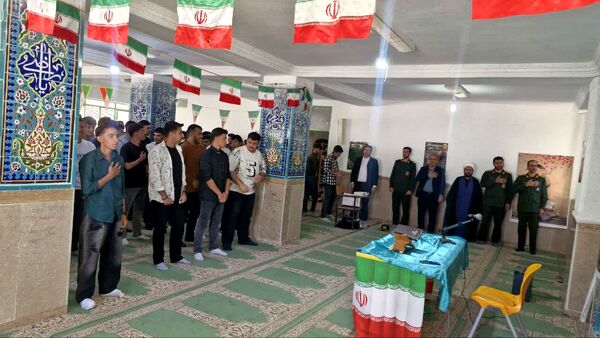 یادواره شهدای دانش‌آموز دبیرستان نمونه علامه امینی سی‌سخت