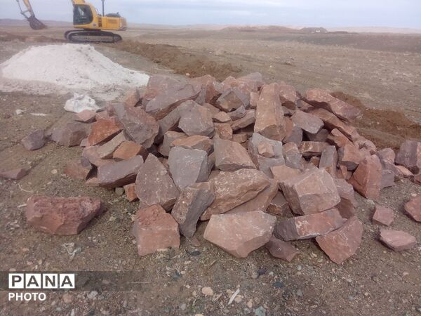 توسعه زیرساخت‌های آموزشی در روستای درخت سنجد