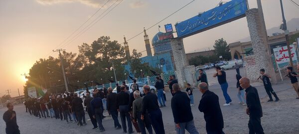 برگزاری مراسم تشییع نمادین پیکر امام رضا(ع)در امامزاده سید محمد(ع) کاشمر