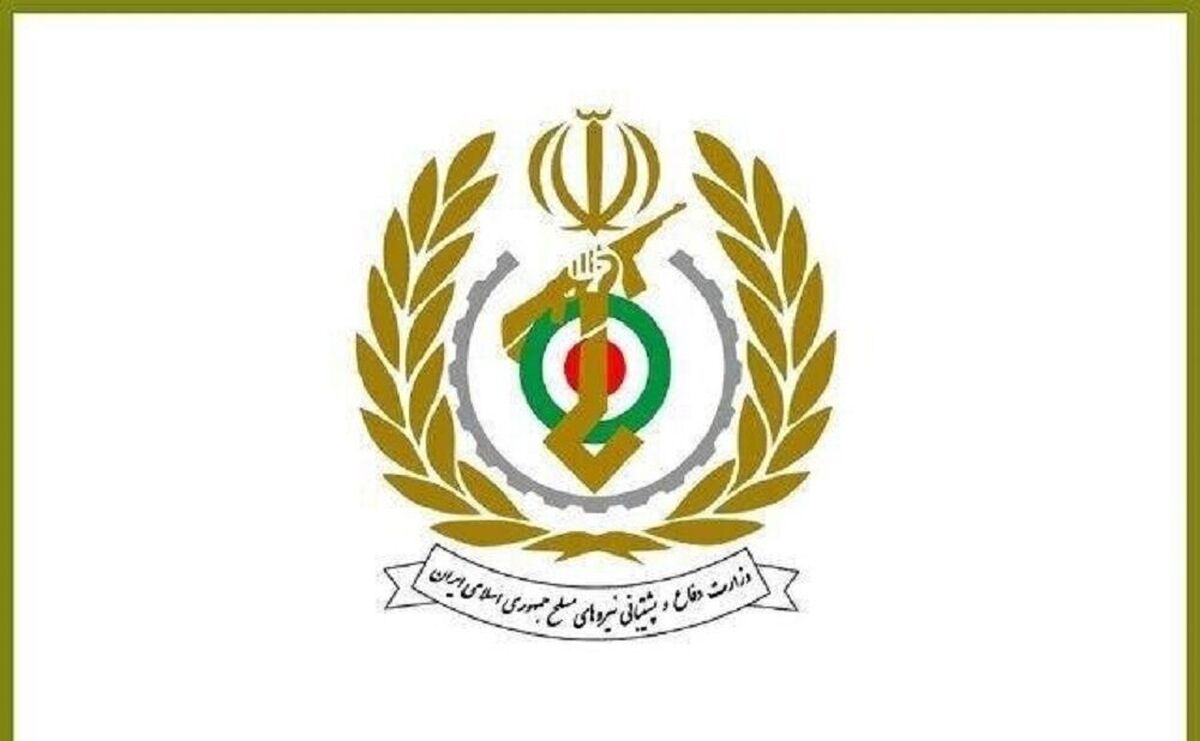 خبرنگاران، یاوران و همراهان راهبردی در شکل‌گیری گفتمان دفاع همه‌جانبه و انقلاب صنعتی دفاعی ‌ایران هستند