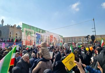 حضور پرشور مردم مؤمن و انقلابی اصفهان در راهپیمایی ۲۲ بهمن