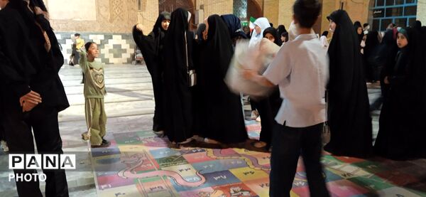 غرفه کودک در نود و چهارمین شب از اجتماعات 