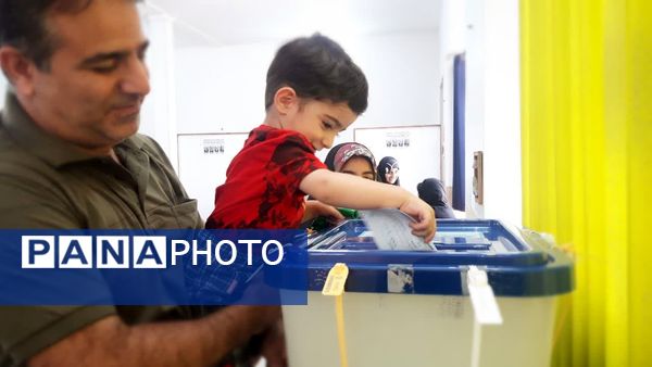 حضور با شکوه مردم اشکذر در انتخابات ریاست جمهوری