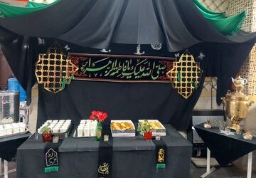 ارادت فاطمی در دل دانش‌آموزان؛ برگزاری مراسم عزاداری در دبیرستان شهید همت