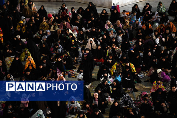 مراسم احیاء سومین شب قدر در مسجد مقدس جمکران