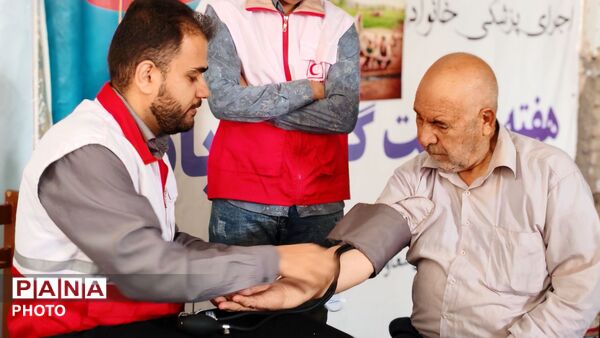 کمپین اندازه گیری فشار خون در نیشابور 