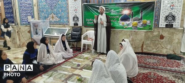 تجدید میثاق دانش‌آموزان ورزشکار با شهدا در سمنان