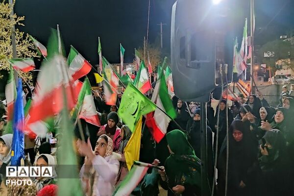 مقاومت در خیابان‌های شهر بار ادامه دارد