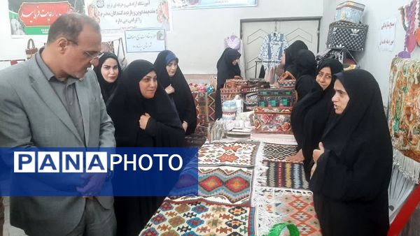 نمایشگاه صنایع دستی و مشاغل خانگی در میاندورود 