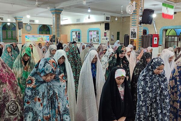 اعتکاف دانش‌آموزی مسجد اعظم قلعه‌نو