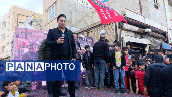 ملکان در پرتو هنر و معنویت؛ جشن میلاد امام رضا (ع) در بازار نوسازی شده