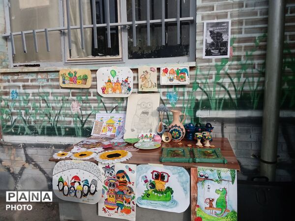 جشن استعداد و هویت ‌یابی ، هر دانش آموز یک مهارت  در دبیرستان دخترانه نجمه صدری  