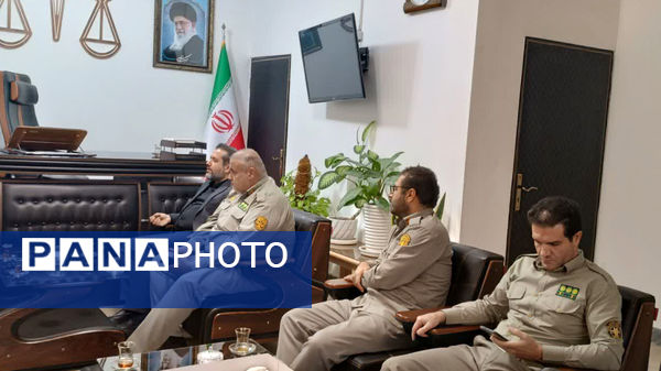 دیدار رئیس اداره حفاظت محیط‌زیست و ریاست و هیات امنای خانه محیط‌زیست محمودآباد با رئیس دادگستری و دادستان شهرستان