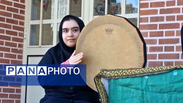 آیین نواختن زنگ انقلاب و جشن آغاز دهه مبارک فجر در گالیکش