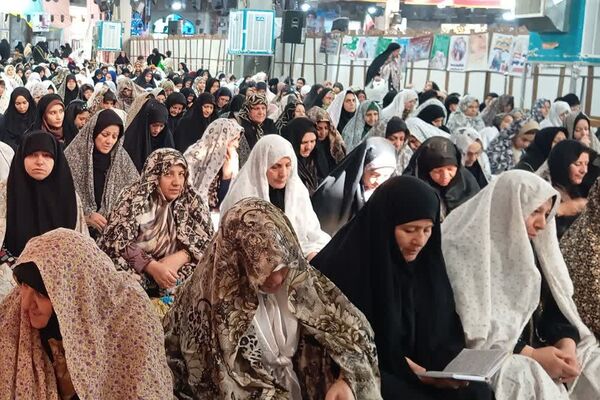 اقامه نماز جمعه در مصلی بزرگ نسیم شهر