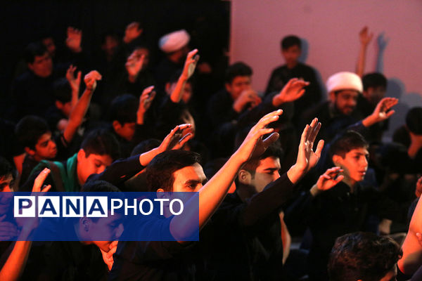 محفل عزاداری نوجوانان فاطمی در دهه اول محرم الحرام