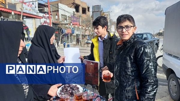 برپایی ایستگاه صلواتی به مناسبت سالگرد شهادت سردار سلیمانی در آشخانه