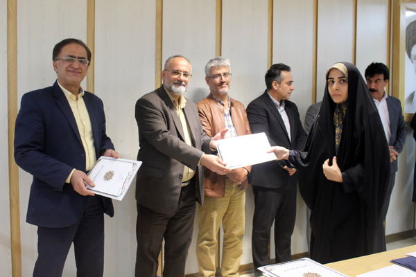 تجلیل از برترین‌های تدریس و یادگیری در جشن نوآوری و خلاقیت در آموزش