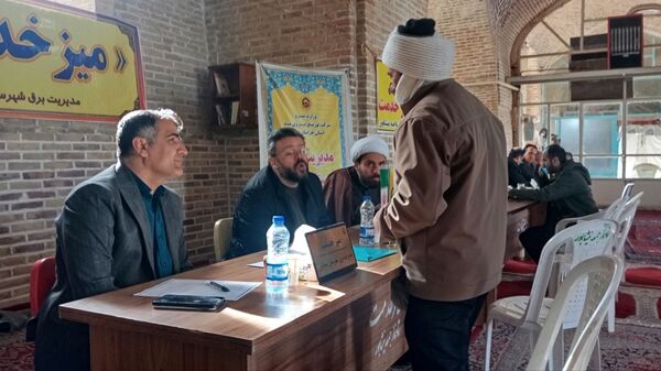 میز خدمت در نماز جمعه هفتۀ اول بهمن ماه
