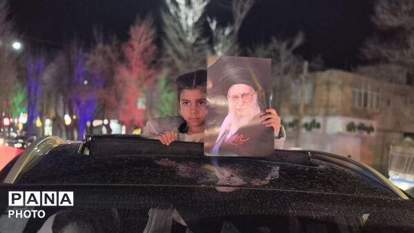 دهه‌نودی‌های پیشتاز پای کارند