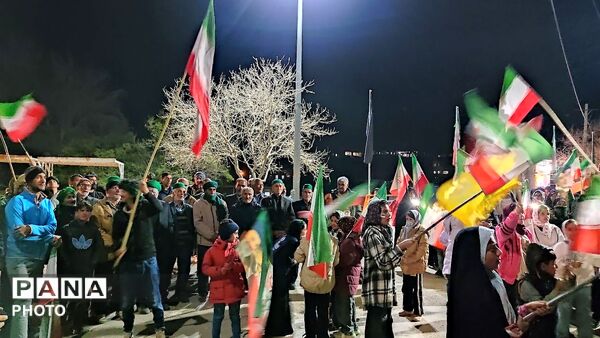 صدای ایستادگی در شب‌های خیابان شهر بار