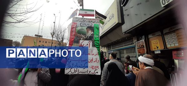 جلوه هایی از راهپیمایی جشن پیروزی انقلاب در شهر قم