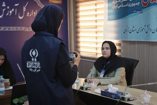 افتتاحیه وبیناری مجلس دانش آموزی جمهوری اسلامی ایران در زنجان 
