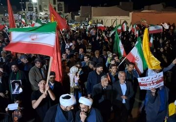 راهپیمایی حماسی مردم زارچ در بیعت با رهبر معظم انقلاب