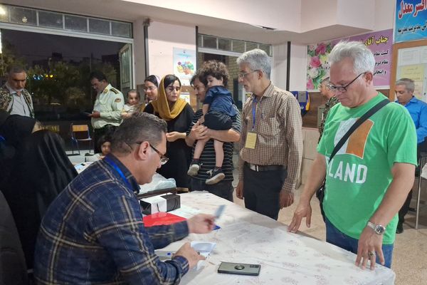 تجدید میثاق مردم شیراز به آرمان‌های انقلاب 