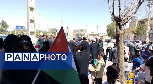 طنین شعار انا علی العهد یا قدس در شهرستان مروست