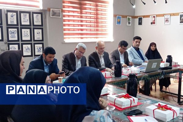 برگزاری همایش مدیران هنرستان‌های هیات امنایی شهرستان‌های استان تهران 