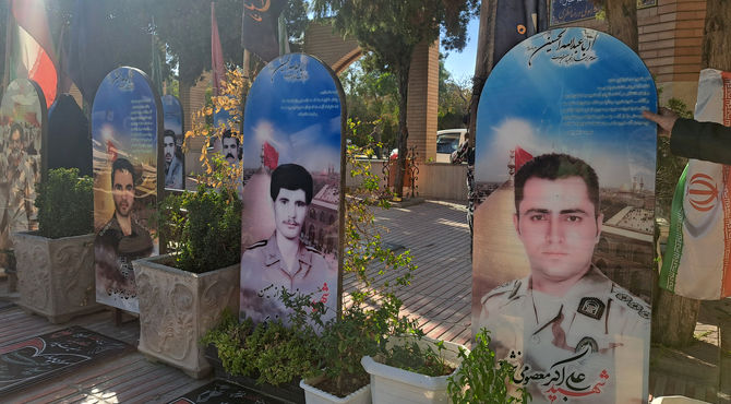 شهیدان شنونده اشعار؛ خبرنگار پانا با شهدا نجوای عشق کرد