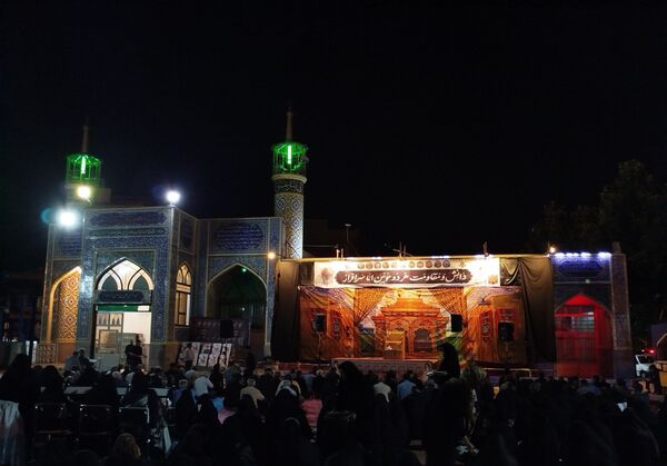 برگزاری مراسم شب دوم عزاداری ماه محرم در مسجد شهدای گمنام 