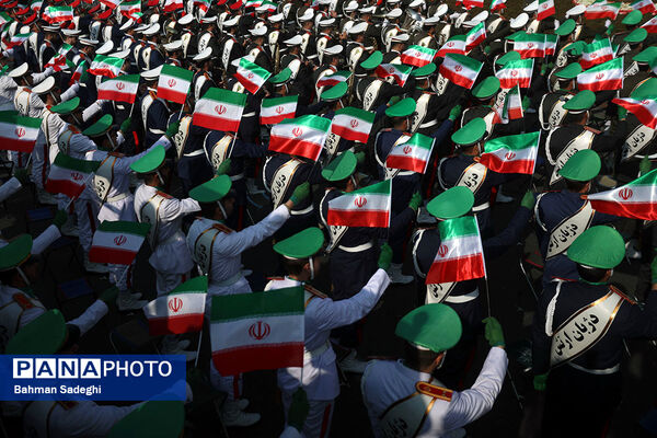 سخنرانی رئیس جمهوری در راهپیمایی ۲۲ بهمن ۱۴۰۳
